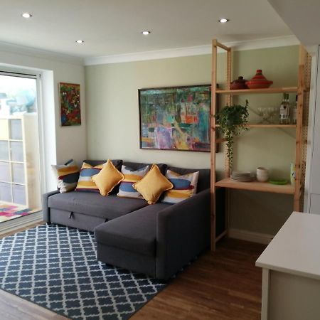 Spacious Townhouse With Sea Views Near Cardiff Barry Luaran gambar