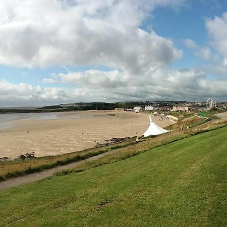Spacious Townhouse With Sea Views Near Cardiff Barry Luaran gambar
