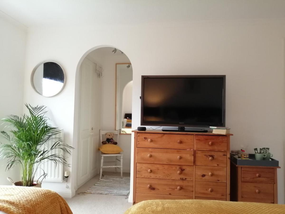 Spacious Townhouse With Sea Views Near Cardiff Barry Luaran gambar