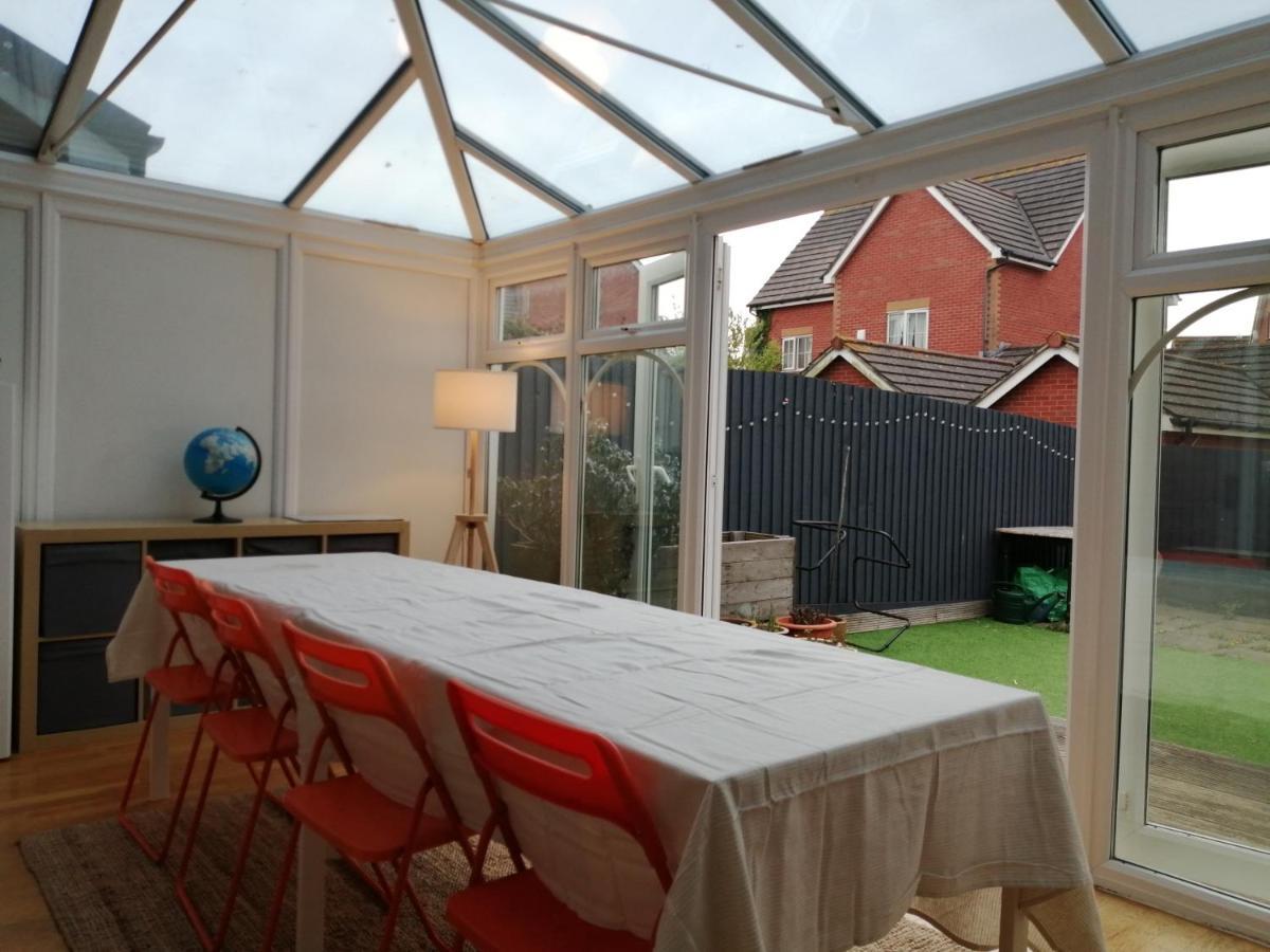 Spacious Townhouse With Sea Views Near Cardiff Barry Luaran gambar